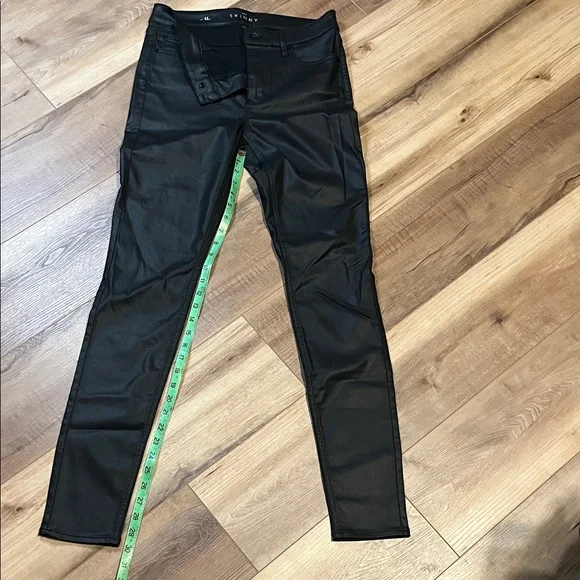 White House Black MarketThe Skinny Black Leather look Trousers black - Picture 1 of 13